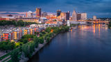 Amid Minnesota anti-ICE protests, two St. Paul hotels temporarily close