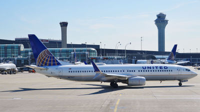United's CEO said American Airlines is losing a lot of money trying to catch up to United at Chicago O'Hare.
